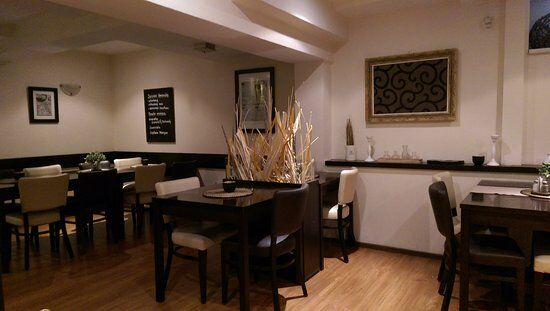 Dilema restaurant and bar